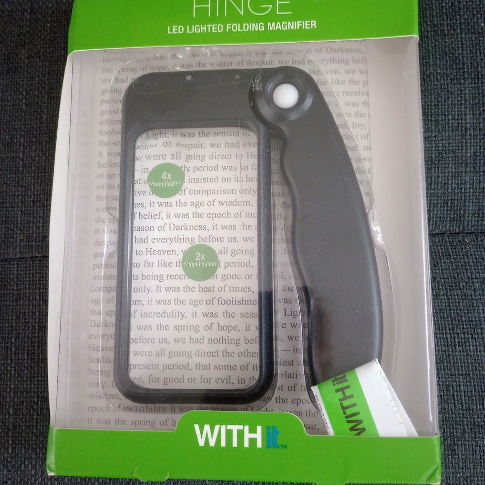 Hinge Black LED Folding Magnifier